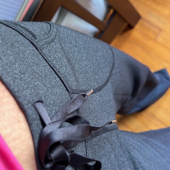 lululemon relaxed Be Still pant. - Picture 2 of 5